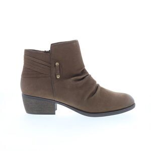 Clarks Womens Everlay Coda Brown Boots (NWT)